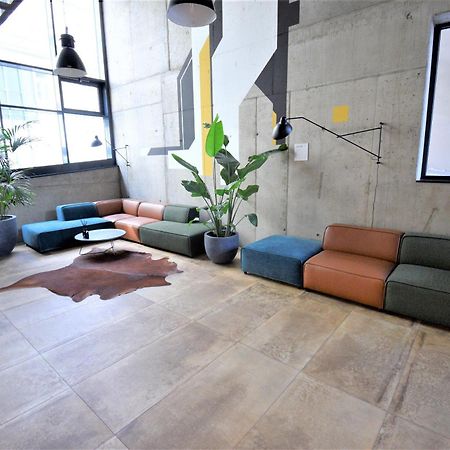 Jasminn Apartments Прага Экстерьер фото