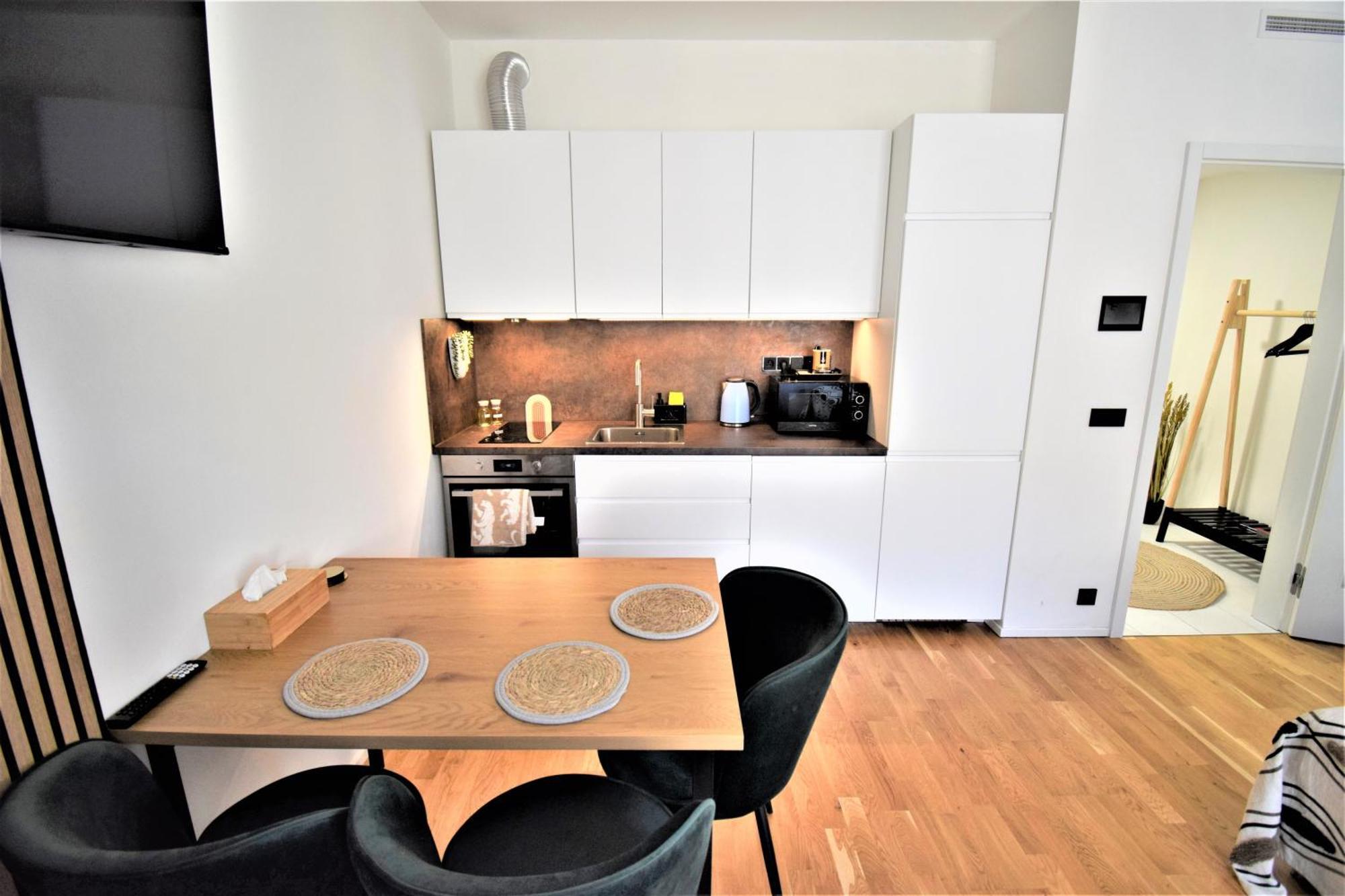 Jasminn Apartments Прага Экстерьер фото